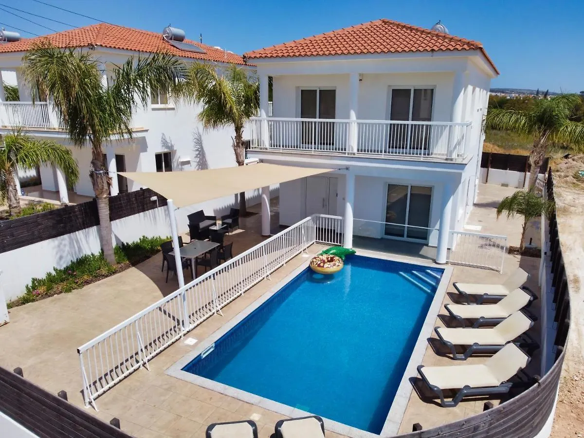 Nissi Villa Christa Ayia Napa