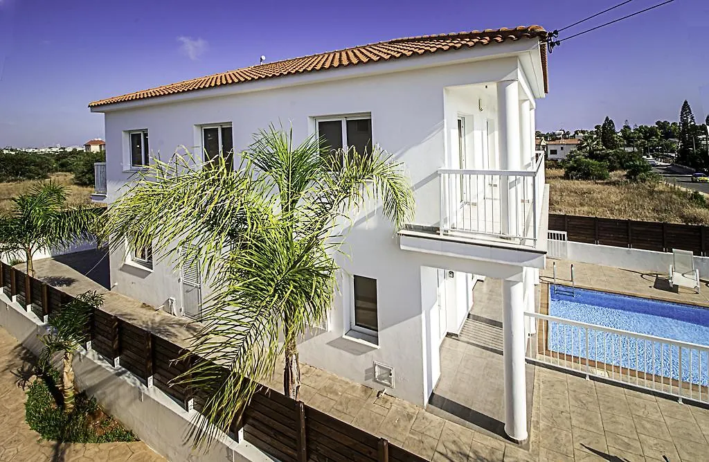 Nissi Villa Christa Ayia Napa