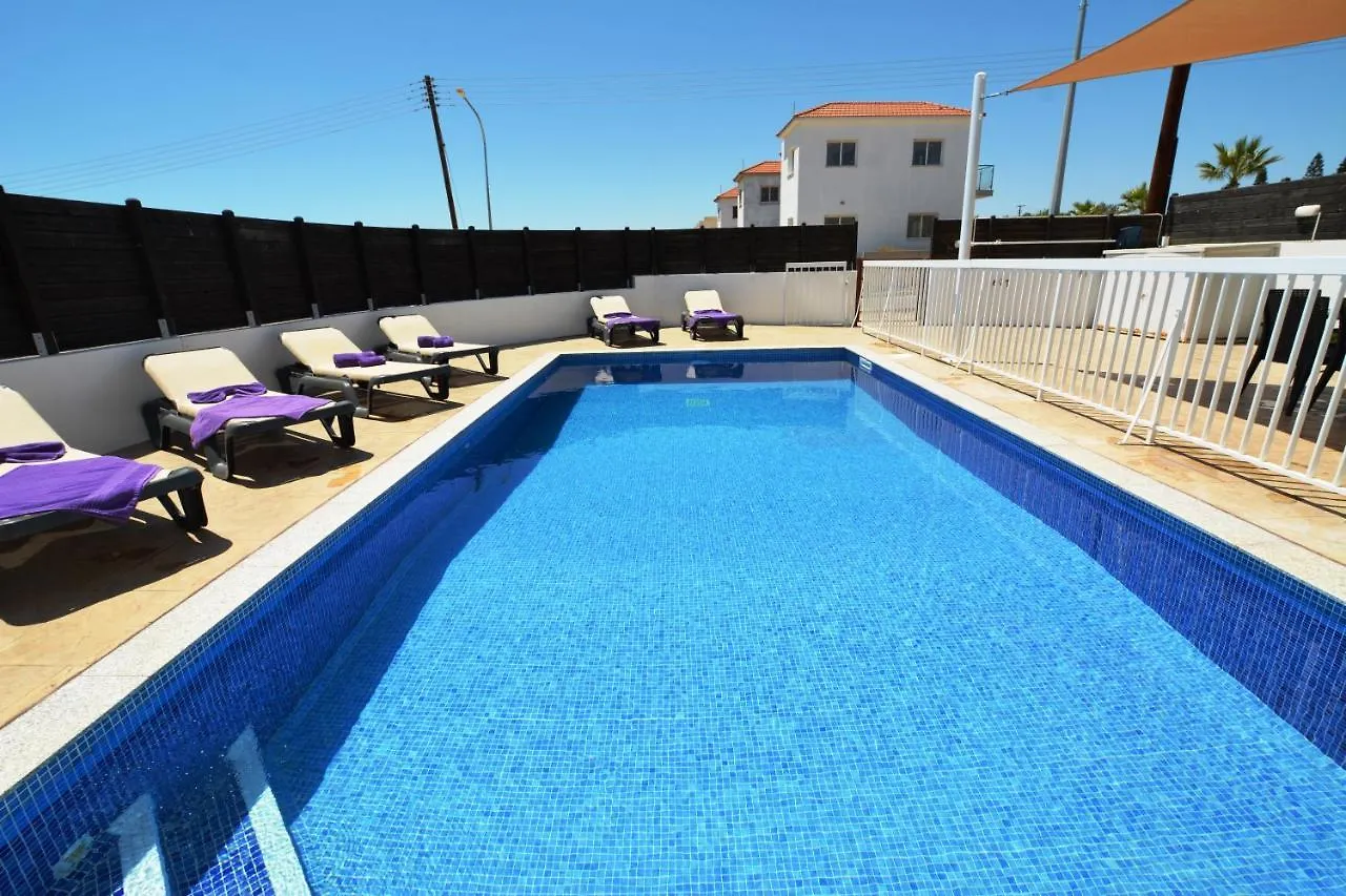 Nissi Villa Christa Ayia Napa
