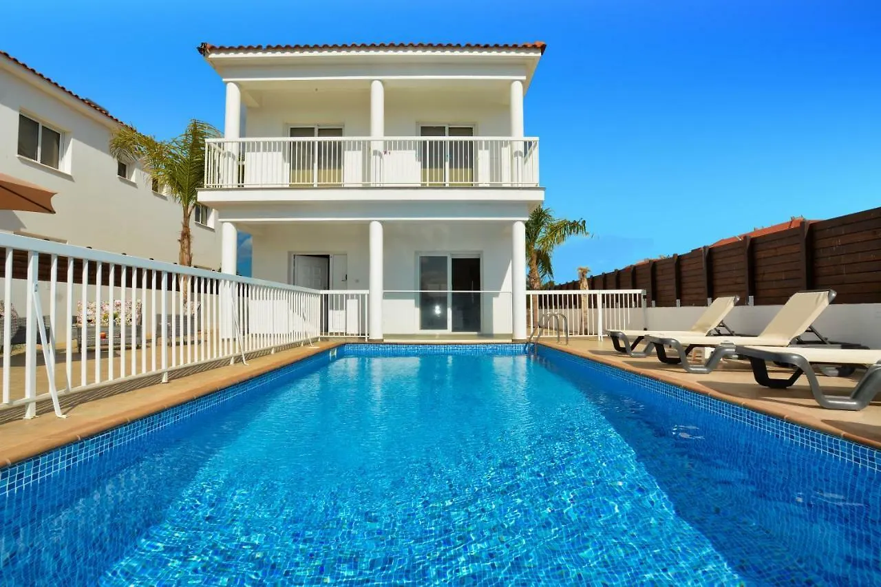 Nissi Villa Christa Ayia Napa