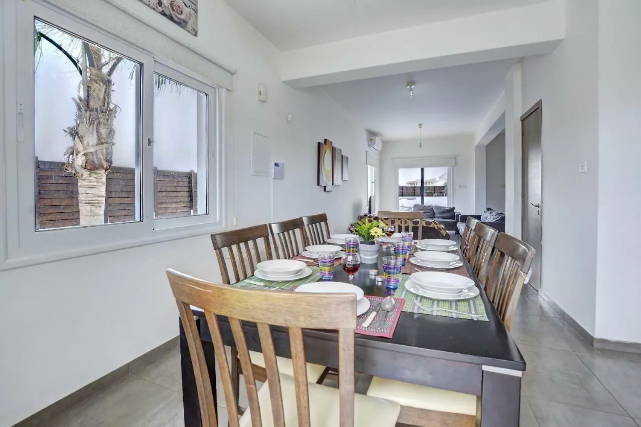 Nissi Villa Christa Ayia Napa